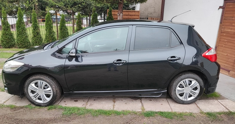 Toyota Auris cena 29900 przebieg: 158000, rok produkcji 2011 z Nidzica małe 466